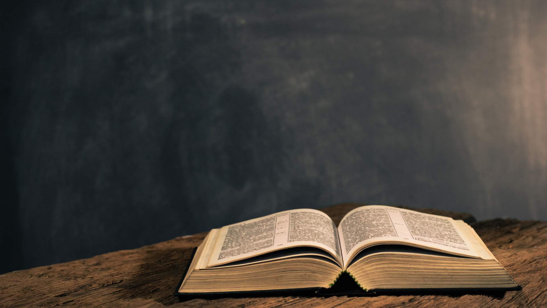 Religious Discrimination and Accommodation Refresher – July 2025 Webinar - LP Image